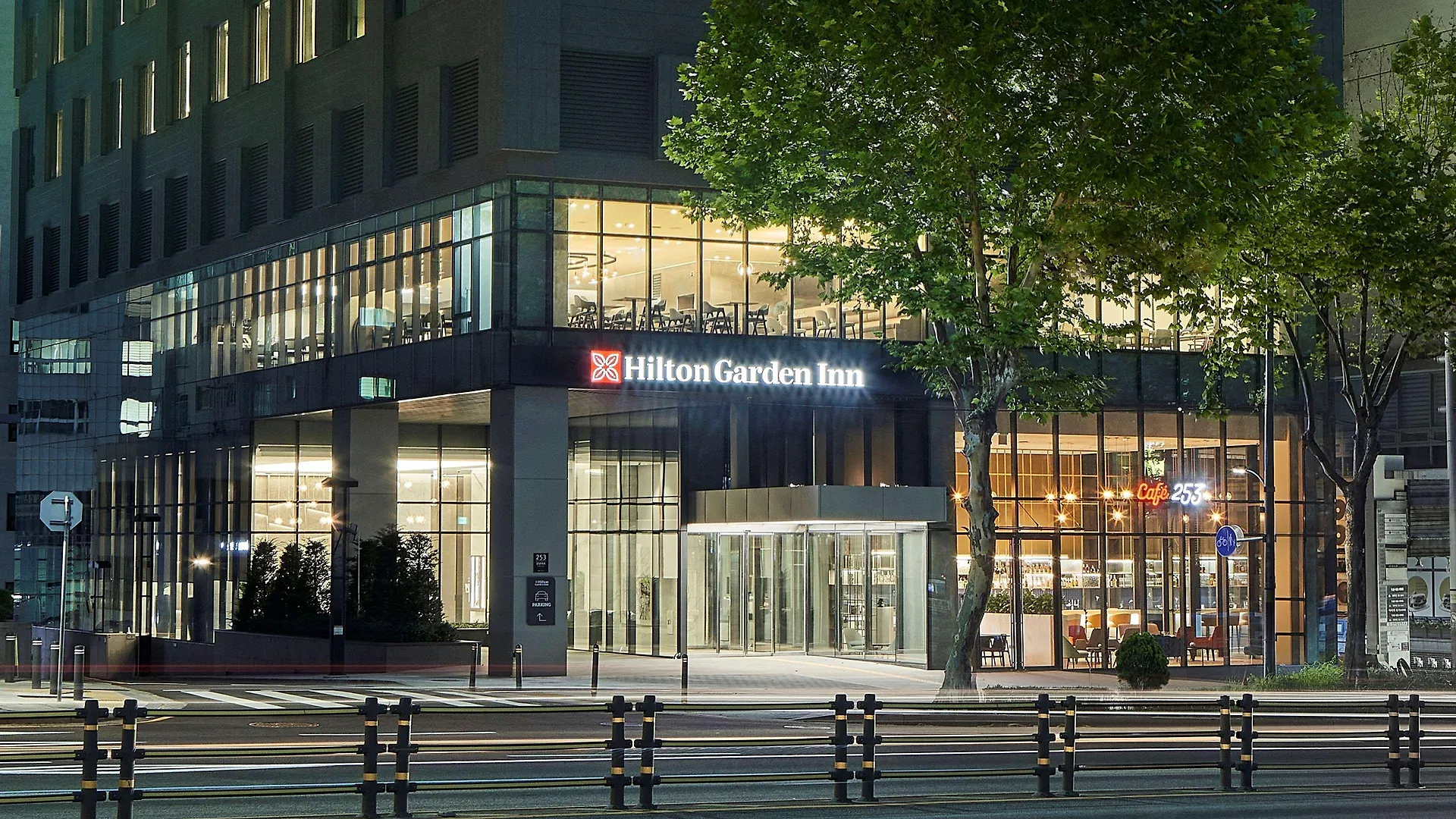 Hilton Garden Inn Seoul Gangnam 4*,  South Korea