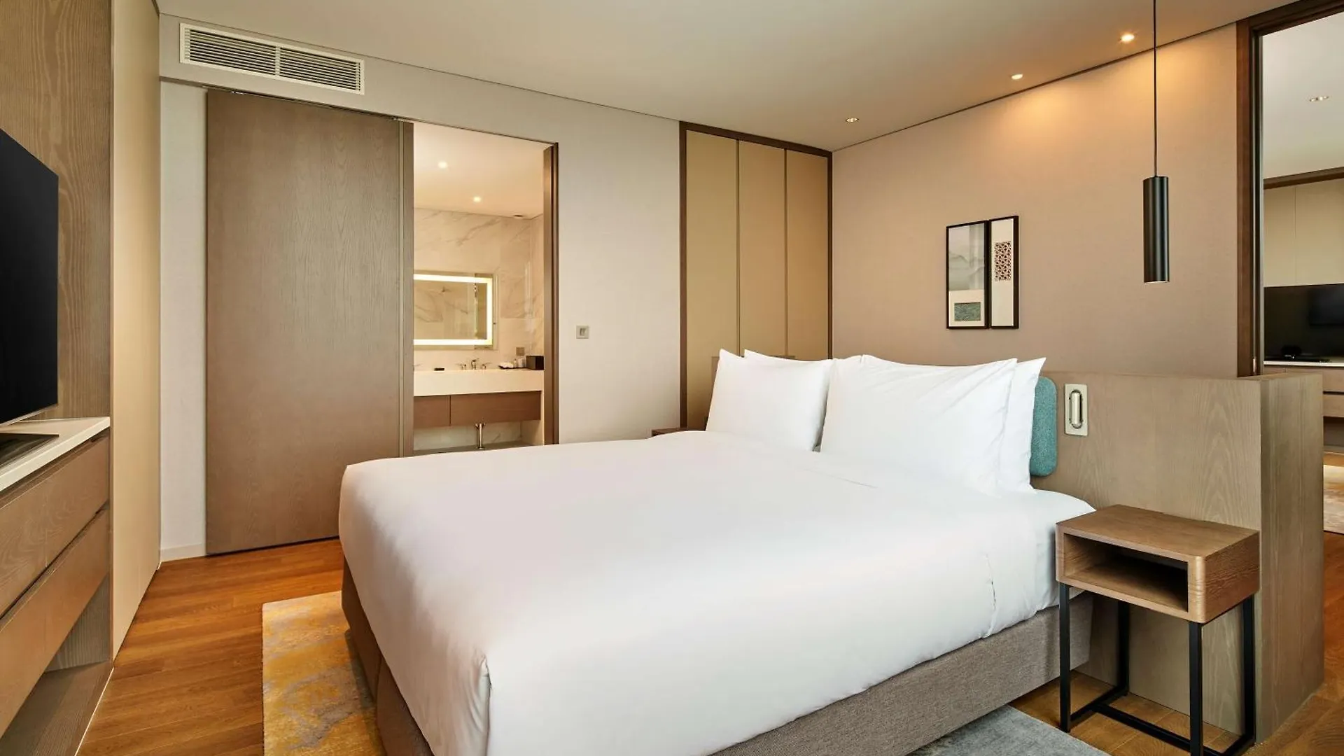 Отель Hilton Garden Inn Seoul Gangnam